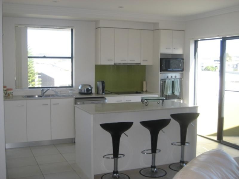 27/201 Market Square, Varsity Parade, Varsity Lakes QLD 4227