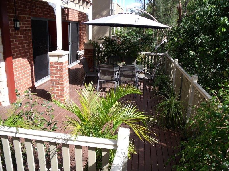 12/55 Paradise Springs Avenue, Robina QLD 4226
