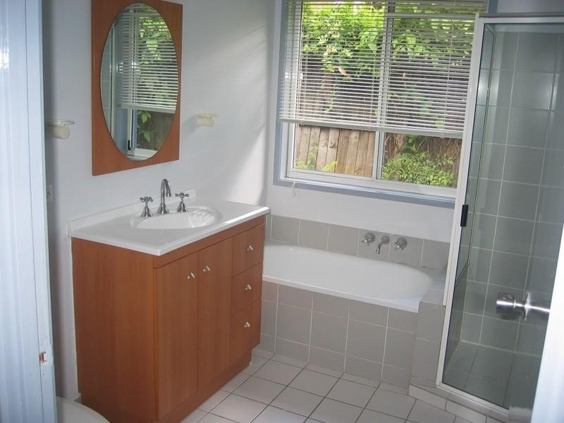 128B Cottesloe Drive, Robina QLD 4226