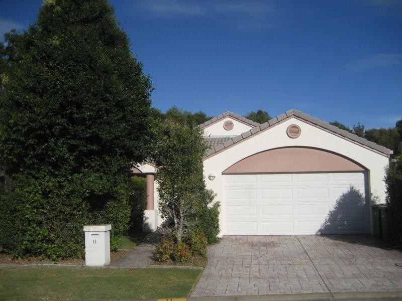 11 Cedarwood Crescent, Robina QLD 4226