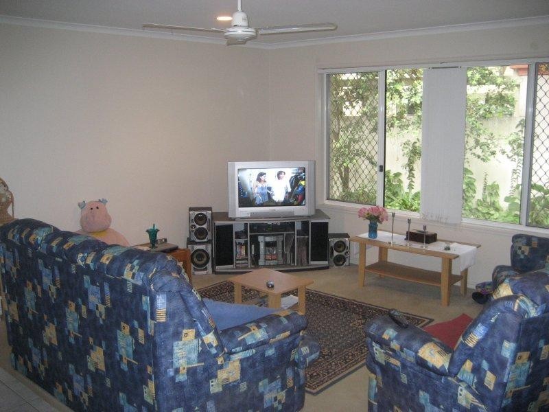 11 Cedarwood Crescent, Robina QLD 4226