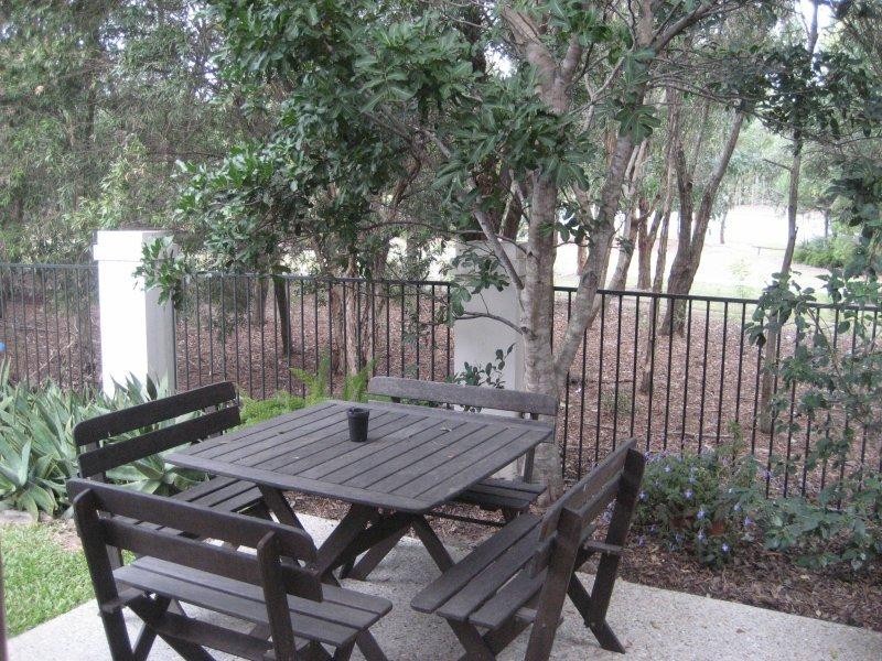 11 Cedarwood Crescent, Robina QLD 4226