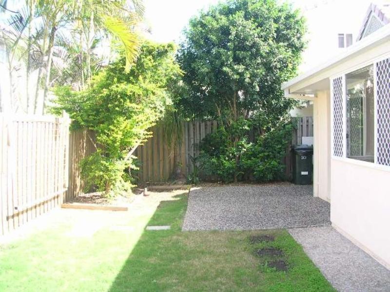 30/300 Cottesloe Drive, Mermaid Waters QLD 4218