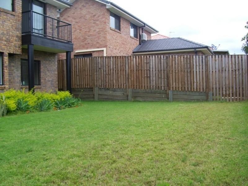 5 Andorra Place, Varsity Lakes QLD 4227