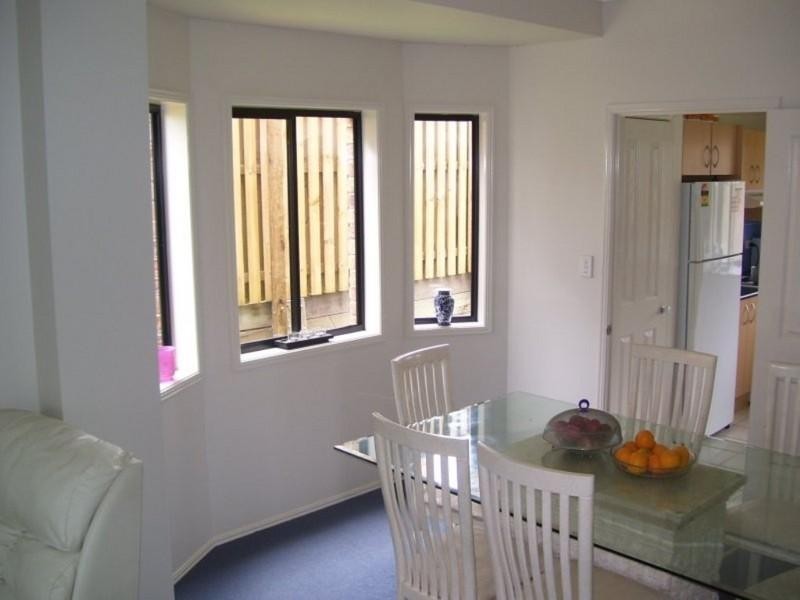 5 Andorra Place, Varsity Lakes QLD 4227