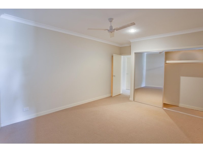 4/10 Valbonne Street “Park Azzura”, Varsity Lakes QLD 4227