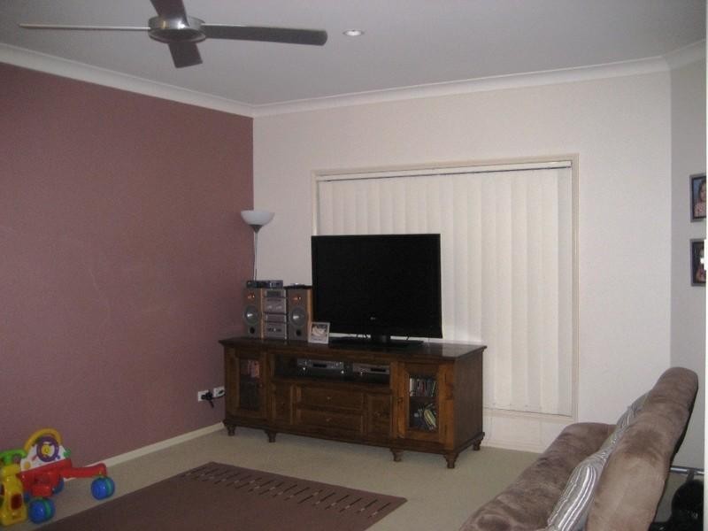 45 Lantau Crescent, Varsity Lakes QLD 4227