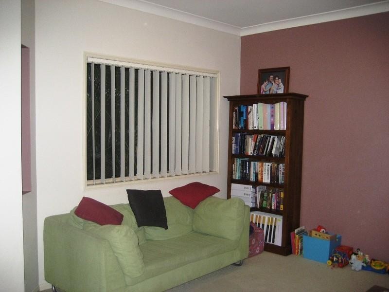 45 Lantau Crescent, Varsity Lakes QLD 4227