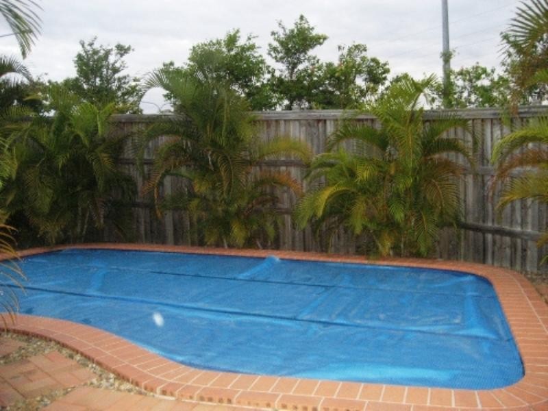 45 Lantau Crescent, Varsity Lakes QLD 4227