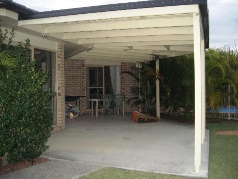 45 Lantau Crescent, Varsity Lakes QLD 4227