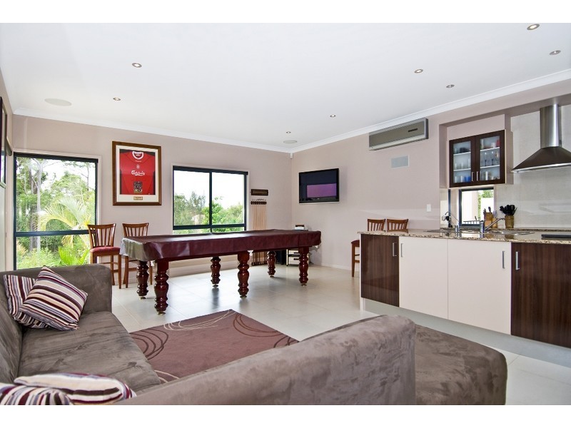 7 Auriga Court, Robina QLD 4226