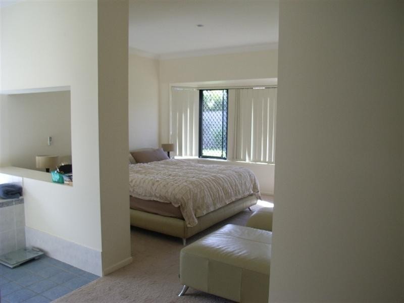 13 Hillridge Crescent, Varsity Lakes QLD 4227