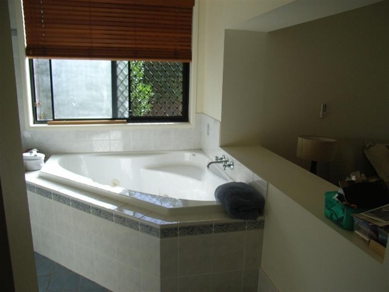 13 Hillridge Crescent, Varsity Lakes QLD 4227