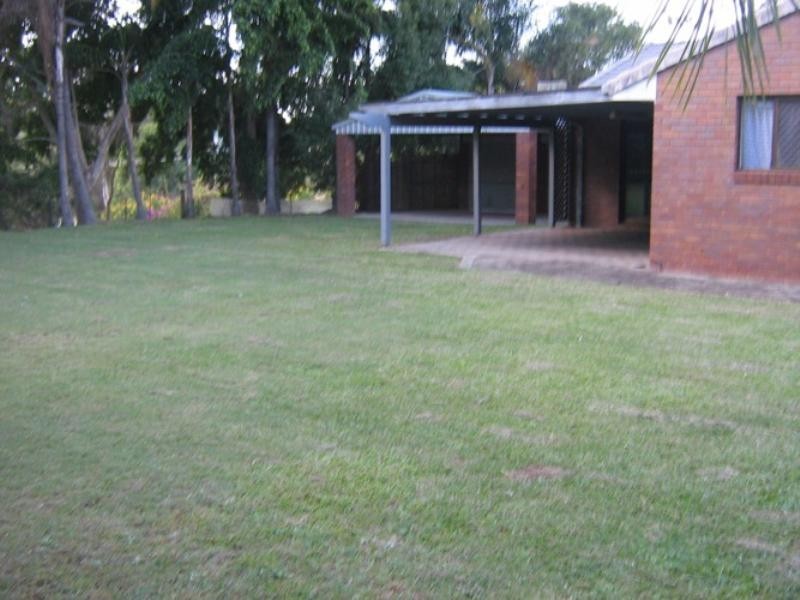 3 Woodlands Way, Parkwood QLD 4214