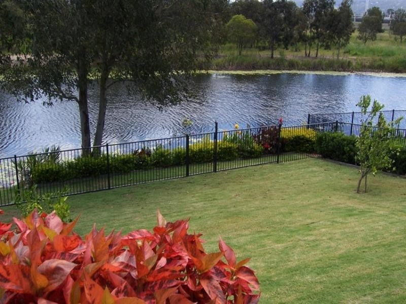 38 Peach Drive, Robina QLD 4226