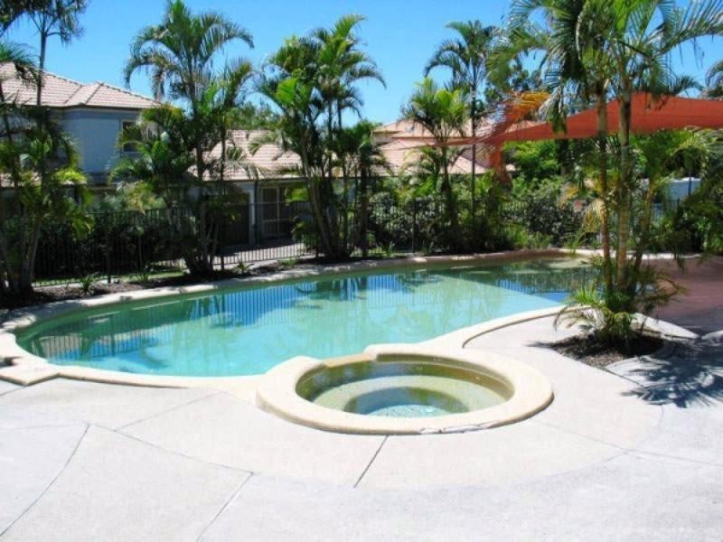 27/1 Ridgevista Court, Reedy Creek QLD 4227