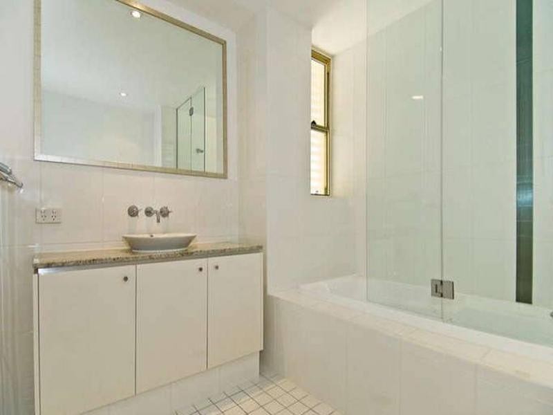 181/251 Varsity Parade, Varsity Lakes QLD 4227