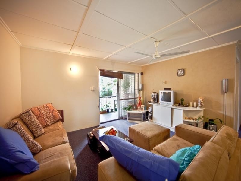 11/20 Vista Street, Surfers Paradise QLD 4217