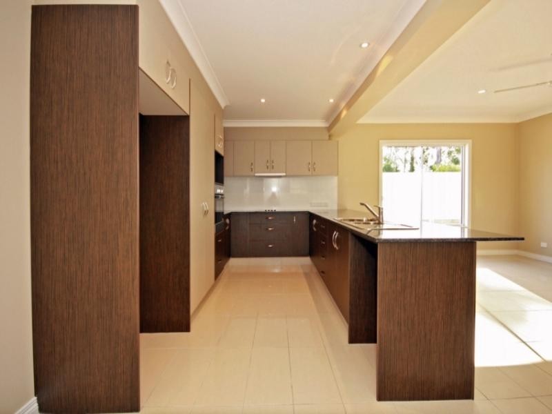 1and2/17 Andromeda Parade, Robina QLD 4226