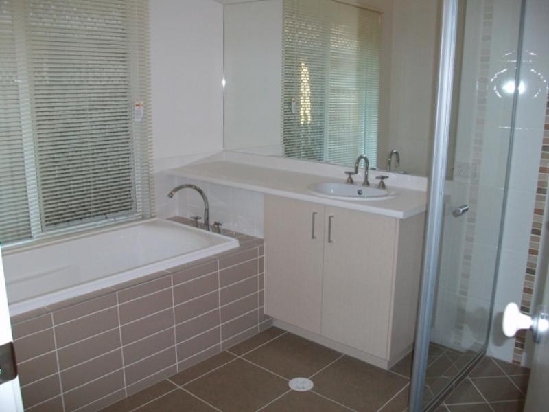 48 Runway Street, Upper Coomera QLD 4209