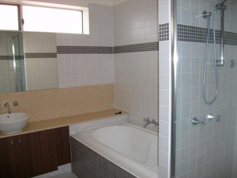 18/195 Varsity Parade, Varsity Lakes QLD 4227