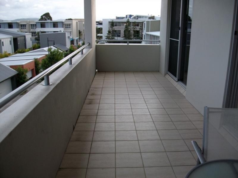 18/195 Varsity Parade, Varsity Lakes QLD 4227