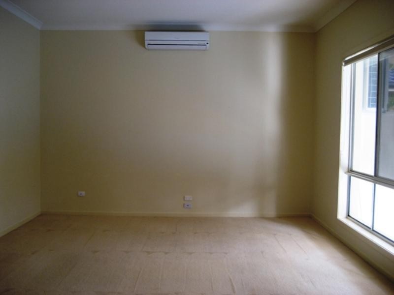 15 Pinevalley Drive, Varsity Lakes QLD 4227