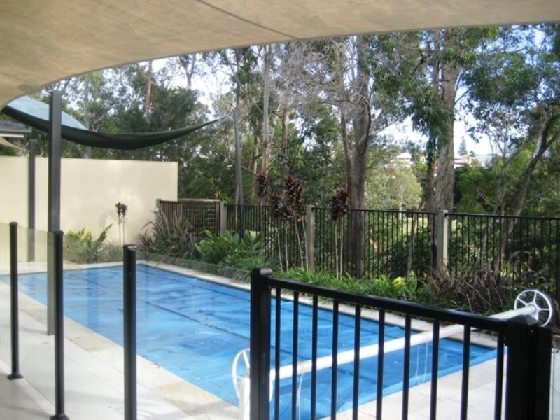 15 Pinevalley Drive, Varsity Lakes QLD 4227