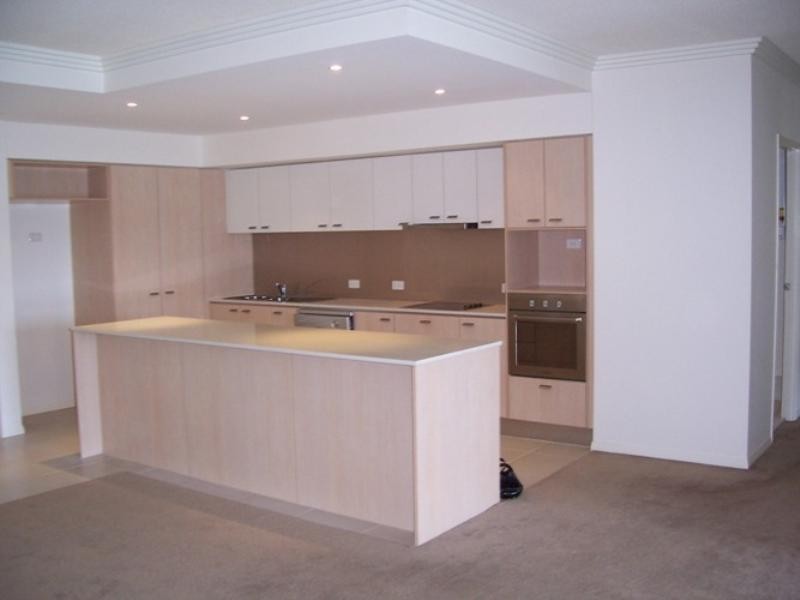 Varsity Lakes QLD 4227