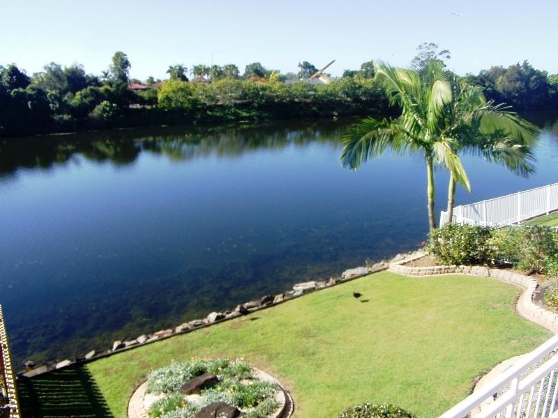 34 Emerton Court, Robina QLD 4226