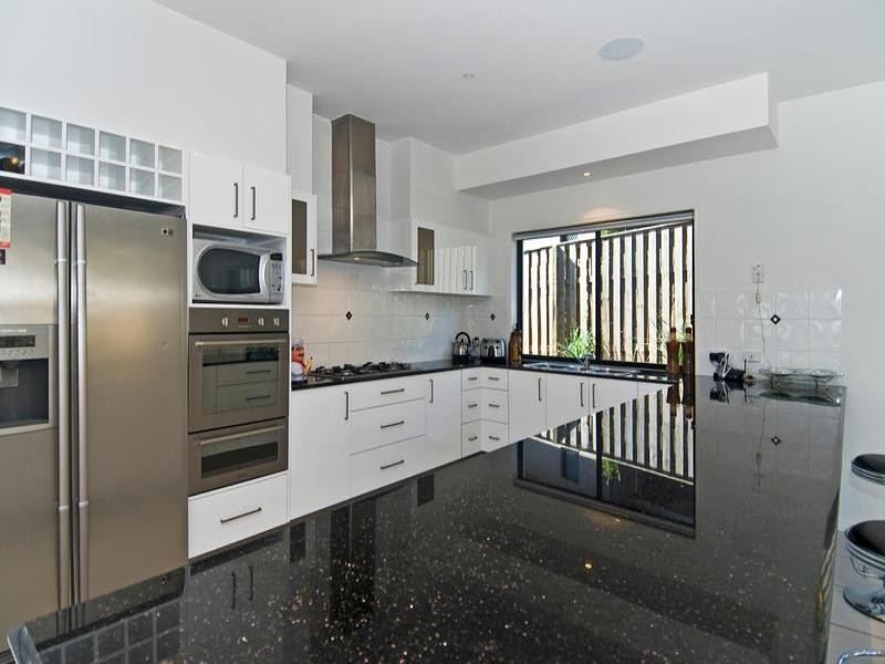 15 Hewson Court, Mudgeeraba QLD 4213