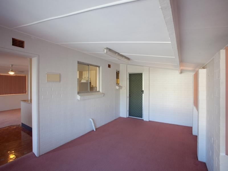 5 Toorak Park Avenue, Mermaid Waters QLD 4218