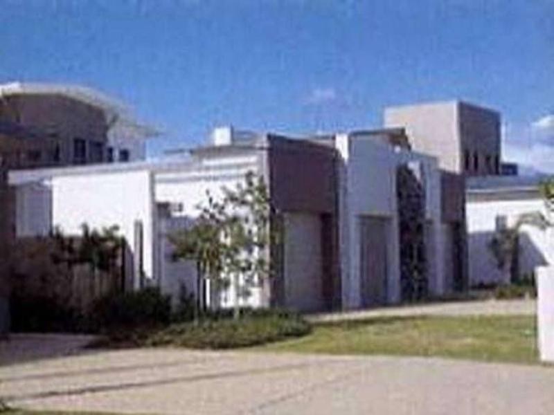 16 Riverwalk Avenue, Robina QLD 4226