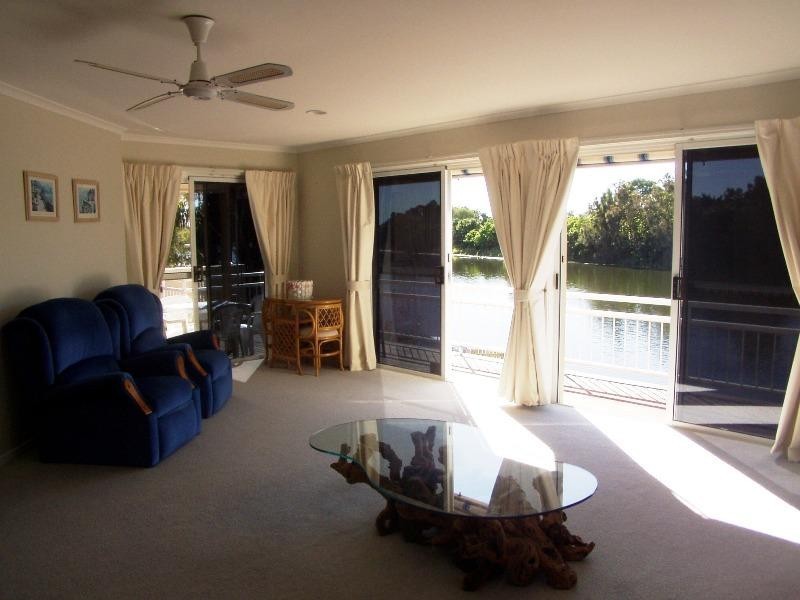 34 Emerton Court, Robina QLD 4226