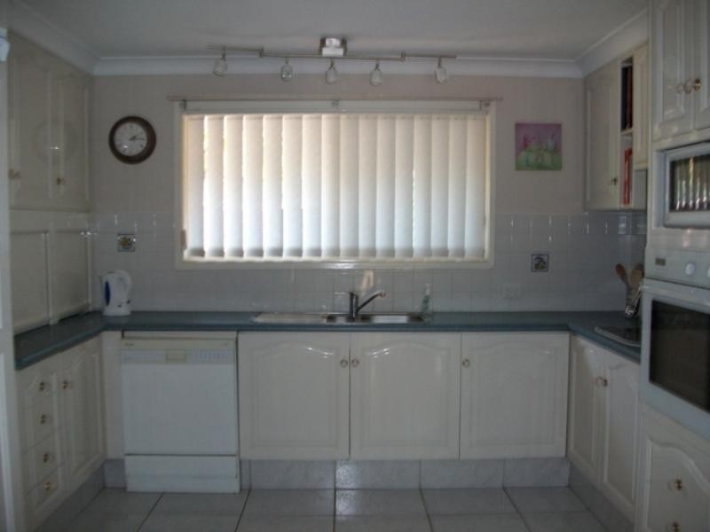 1 Lancelin Drive, Mermaid Waters QLD 4218