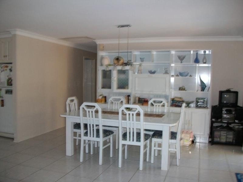 1 Lancelin Drive, Mermaid Waters QLD 4218