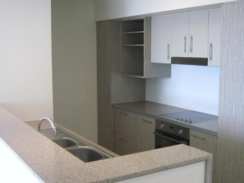 219/2 Riverwalk Avenue, Robina QLD 4226