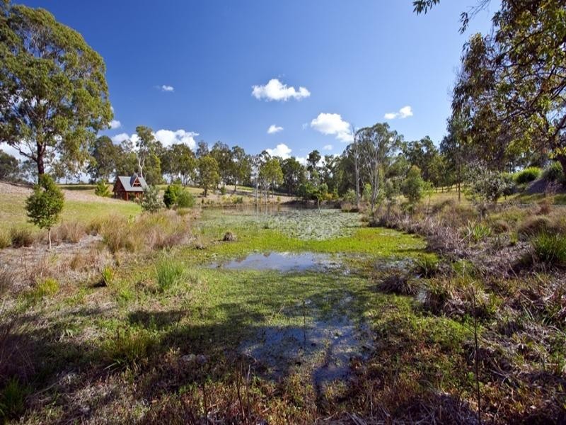17 Sandstone Place, Mudgeeraba QLD 4213