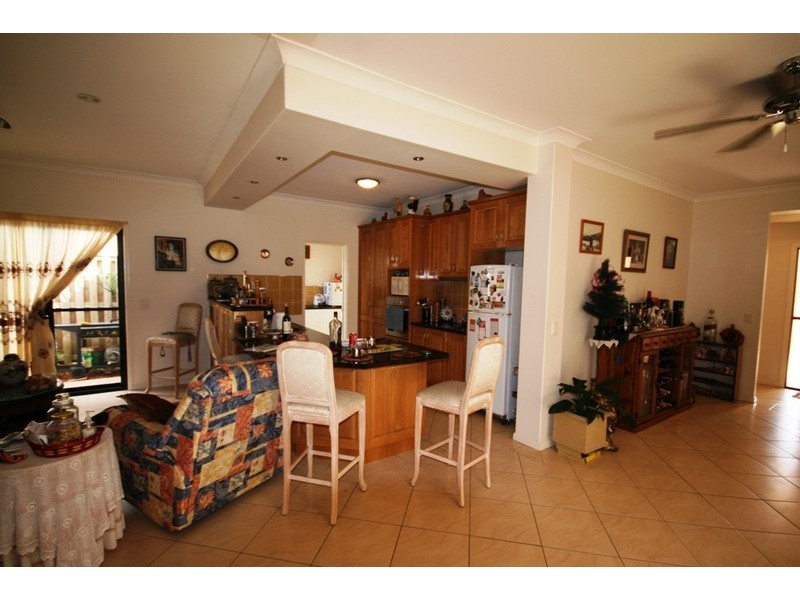 29 Lantau Crescent, Varsity Lakes QLD 4227