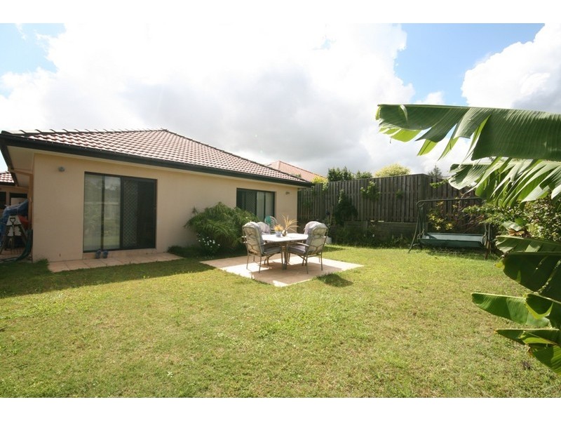 29 Lantau Crescent, Varsity Lakes QLD 4227