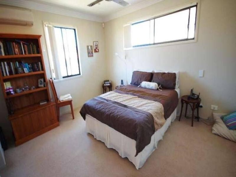 5 Scots Place, Robina QLD 4226