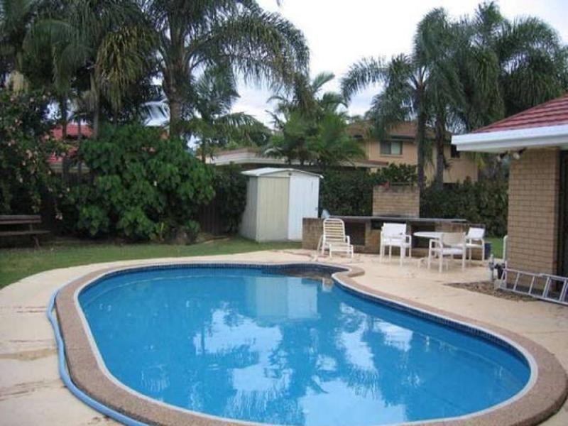 134 Ashmore Road, Benowa QLD 4217