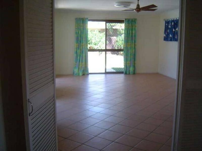 134 Ashmore Road, Benowa QLD 4217