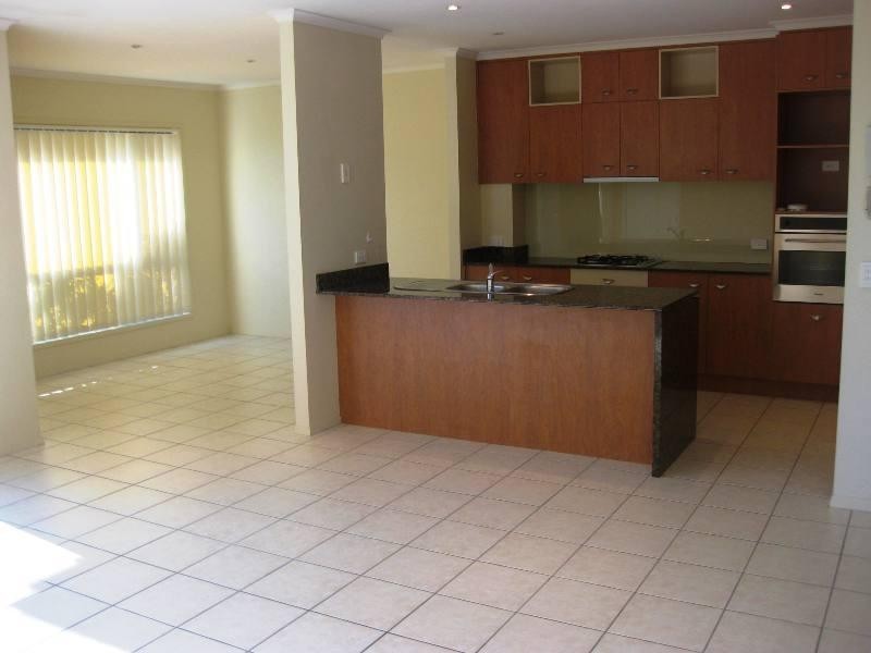 133/136 Palm Meadows Drive, Carrara QLD 4211