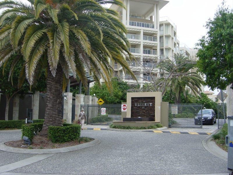 18/251 Varsity Parade, Varsity Lakes QLD 4227