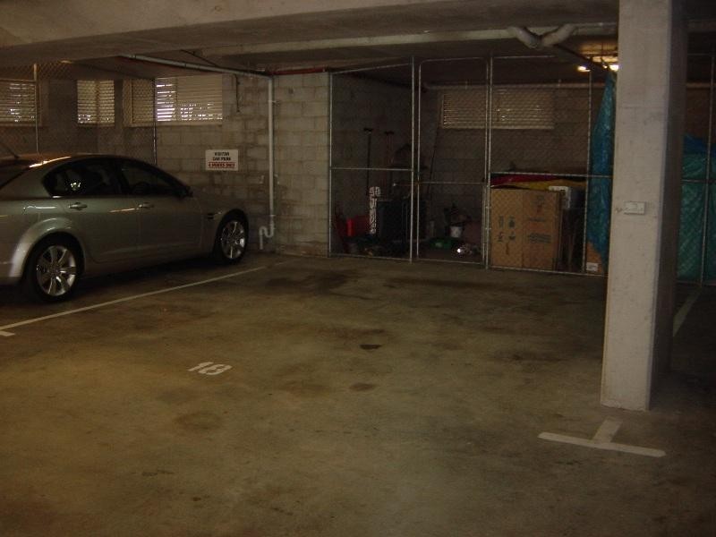 18/251 Varsity Parade, Varsity Lakes QLD 4227