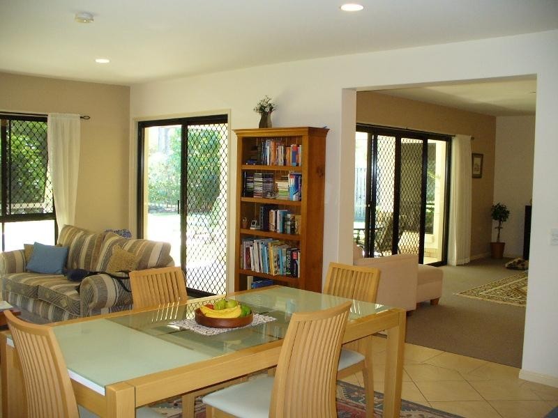 9 Straite Drive, Robina QLD 4226