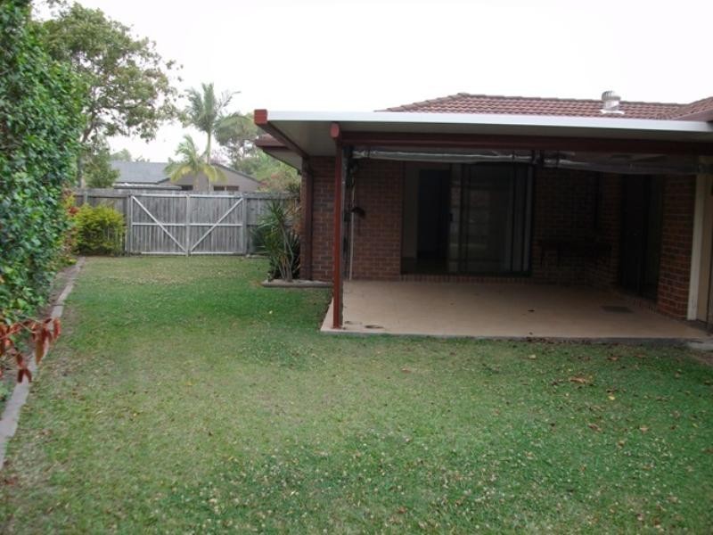 68 Southlake Street, Varsity Lakes QLD 4227