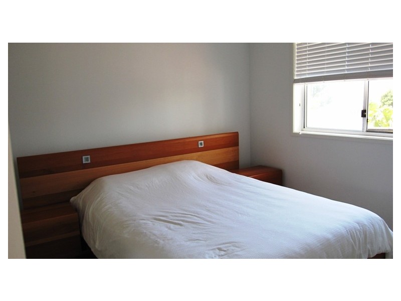 18/15 Surf Street, Mermaid Beach QLD 4218