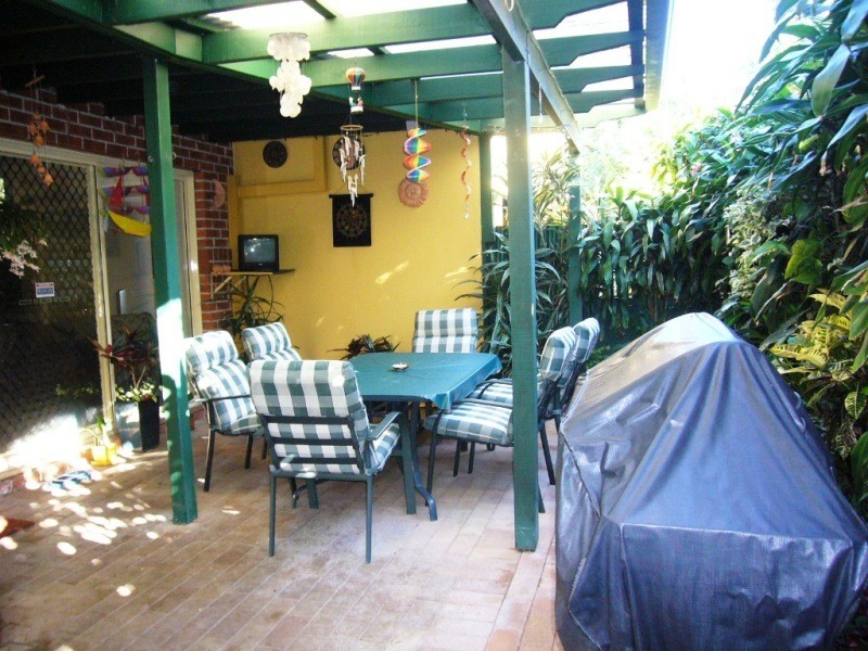 Clear Island Waters QLD 4226